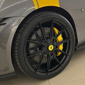 PlatinumCars Kompletta sommarhjul FERRARI ROMA Novitech x Vossen NF10 Forged 21/22" Hankook Ventus S1 evo 3 255/30R21 315/25R22